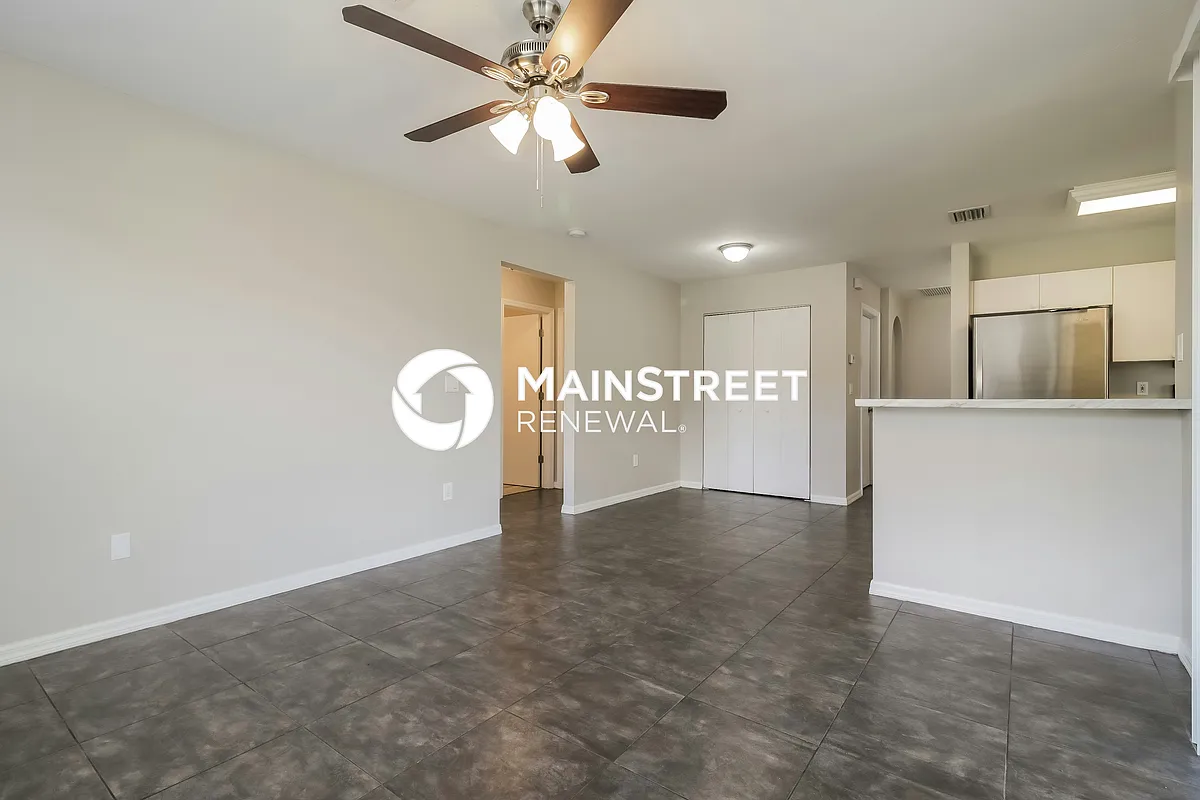 Living Room - 15688 Spring Line Ln
