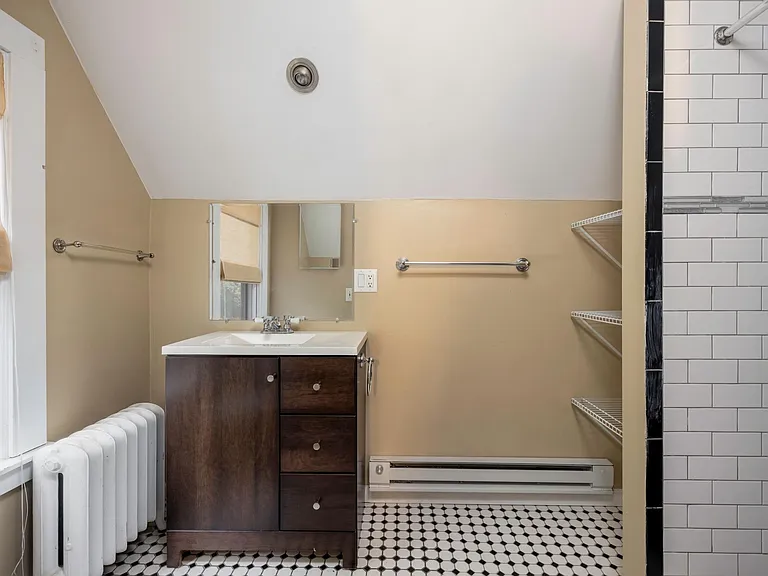 218 Lexington Ave #2 — Photo 13
