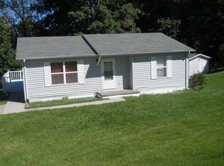 432 Cherry Hills Dr, Tazewell, VA 24651