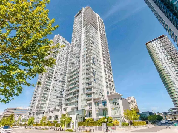 6588 Nelson Ave #3605, Burnaby, BC V5H 0E8
