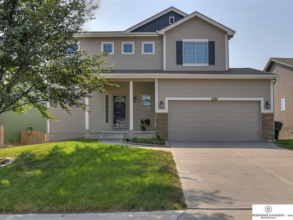 1st image of 6126 S 189th St