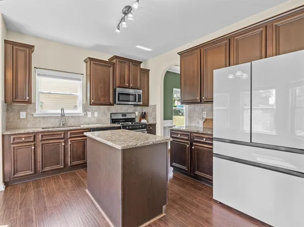 45 Round Table Ct, Columbia, SC 29209