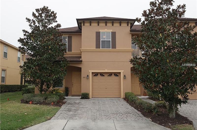 1st image of 1311 Twin Trees Ln