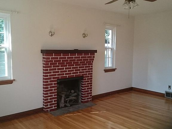 Living room with fireplace