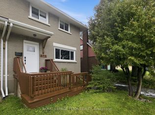 875 Woodroffe Ave, Ottawa, ON K2A 2G5