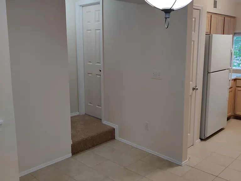76 Loma Vista Dr — Photo 10