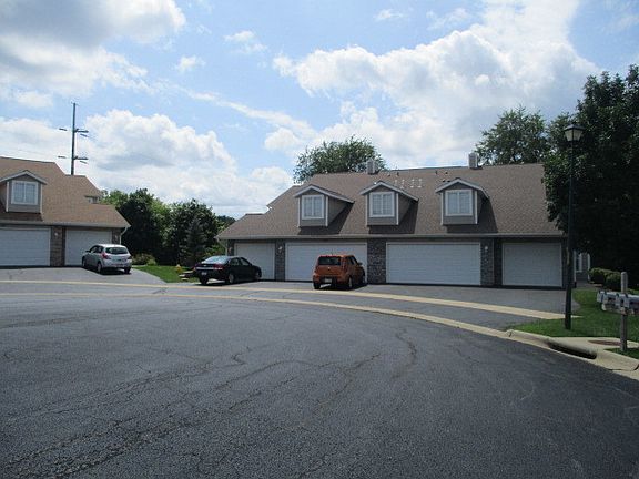 2nd image of 5004 Diane Ct #5004