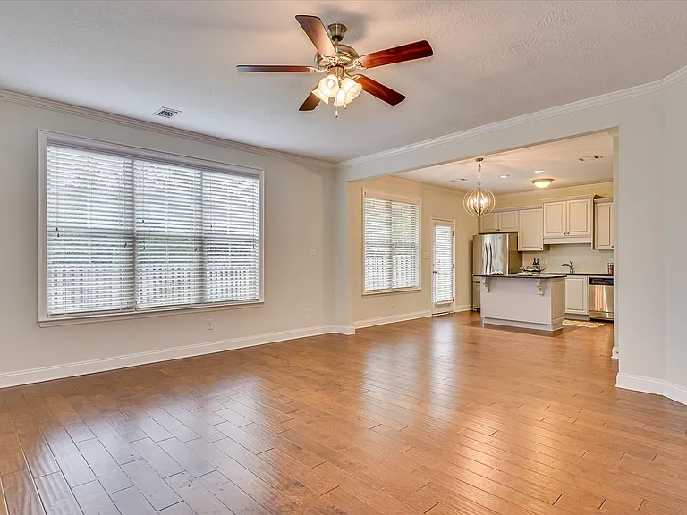 5564 Connor Dr — Photo 9