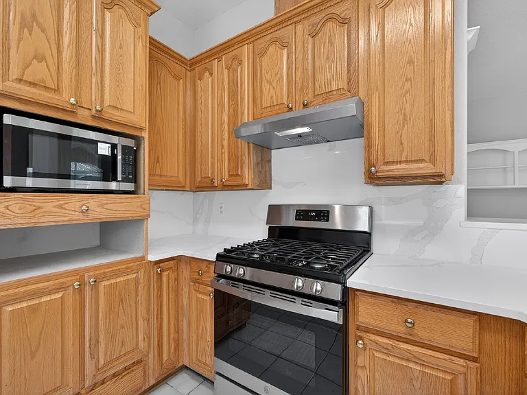 3918 Abbeywood Dr — Photo 16