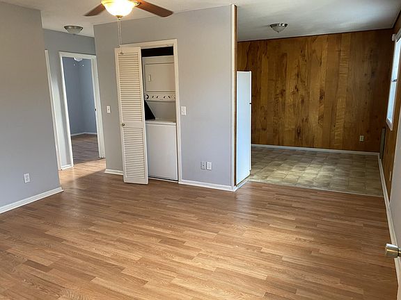 4th image of 505 Stanley Ave APT 4
