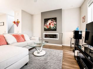 694 Hoylake Ave #112, Langford, BC V9B3P7