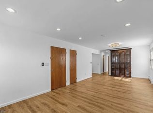 520 Davis Ave FLOOR 2, Kearny, NJ 07032