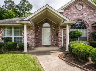 3810 Fern Ridge Dr, Longview, TX 75605