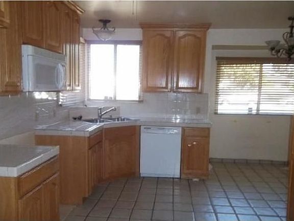 5th image of 2830 W 108th St