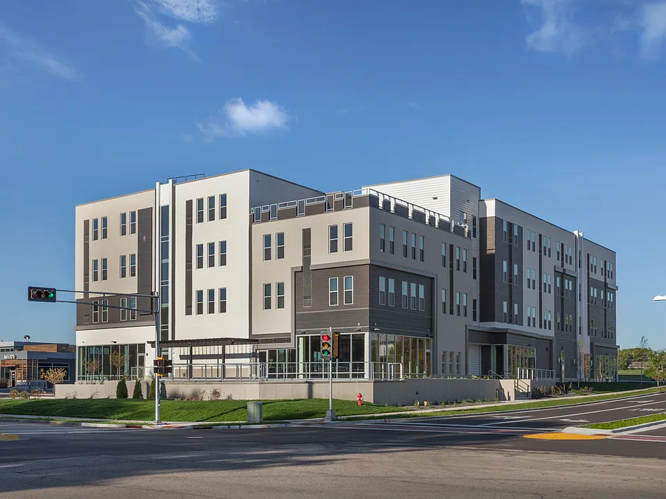 2500 Rimrock Lofts