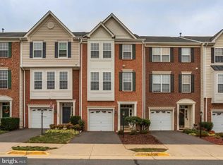 526 Legrace Ter NE, Leesburg, VA 20176