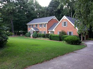 101 Dublin Woods Dr, Cary, NC 27513