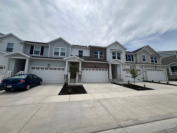 2nd image of 3853 W Big Horn Dr