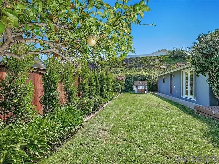 2691 Palomino Cir — Photo 18
