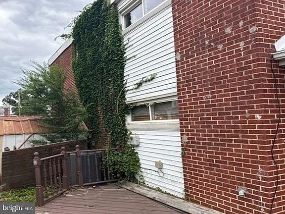 3rd image of 4415 Norfen Rd