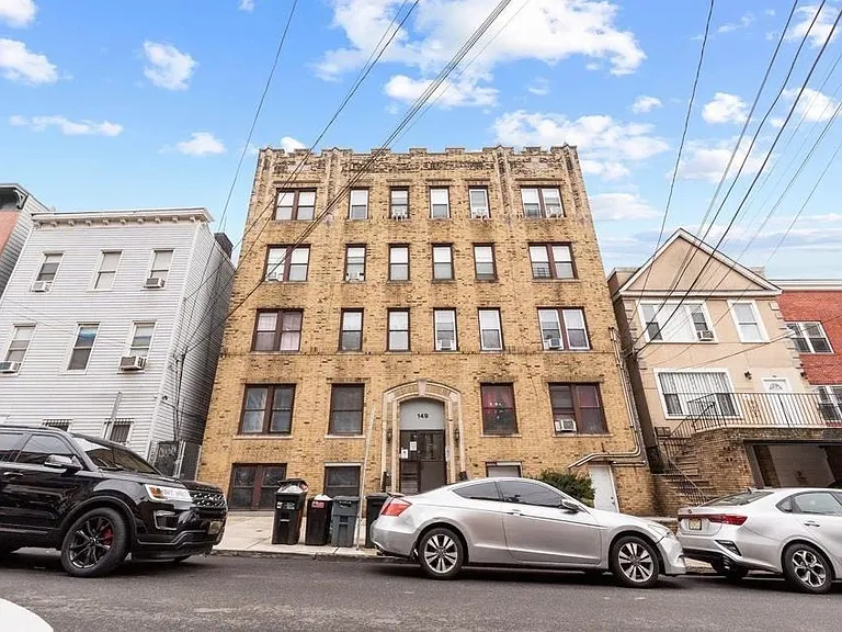 149 Zabriskie St #45 — Photo 1