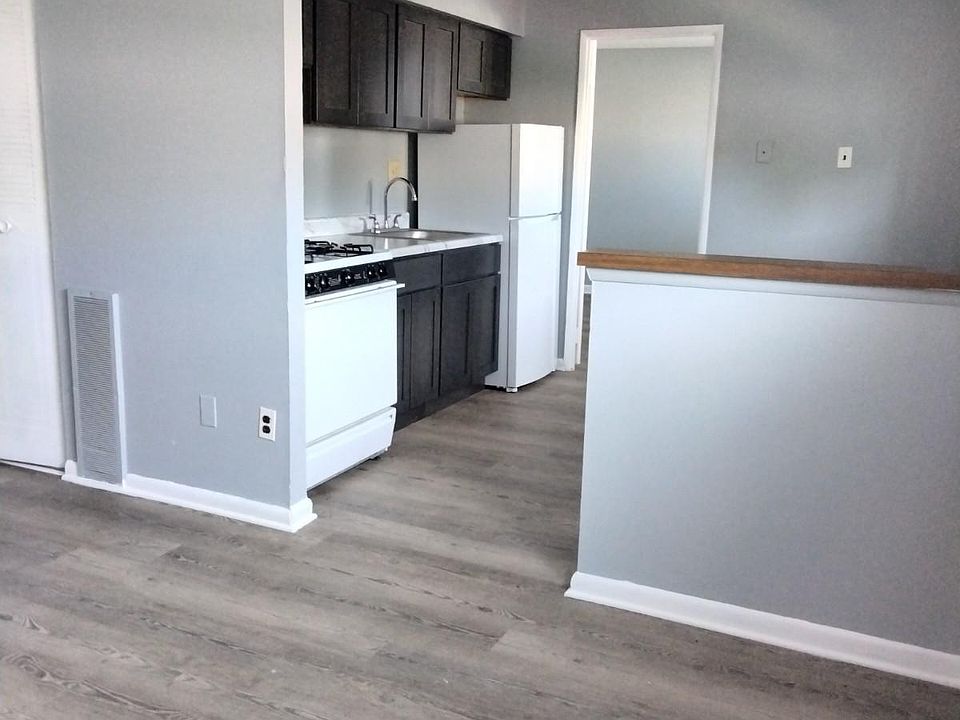 1st image of 2100 Grant Ave #12