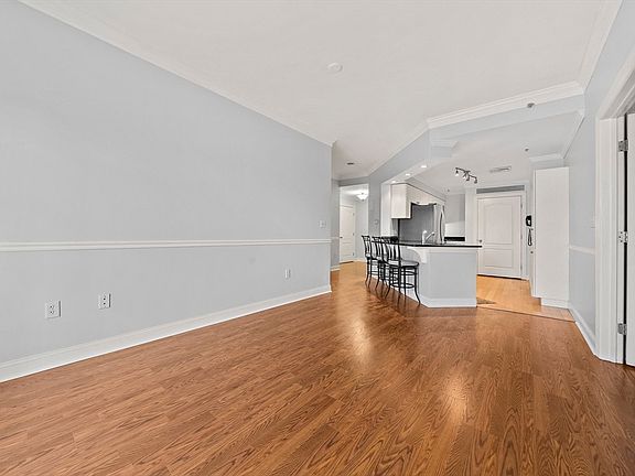4th image of 501 Commerce Dr Unit 4301
