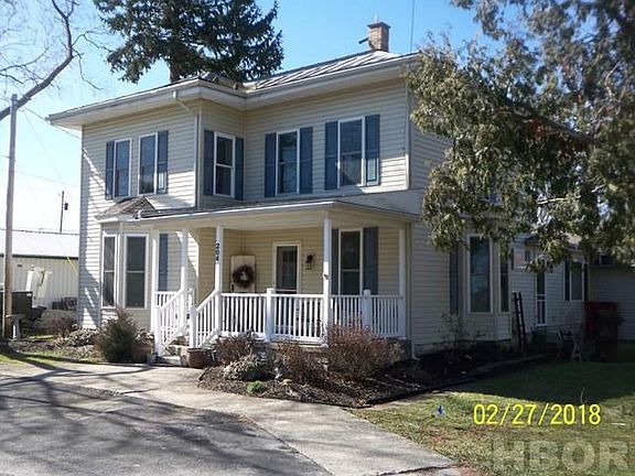3rd image of 204 Blanchard St