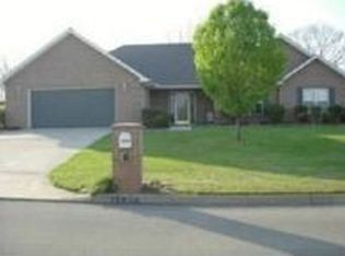 3520 Summer Dr, Friendsville, TN 37737