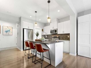 253 E Auburn Meadows Blvd SE, Calgary, AB T3M 2E6