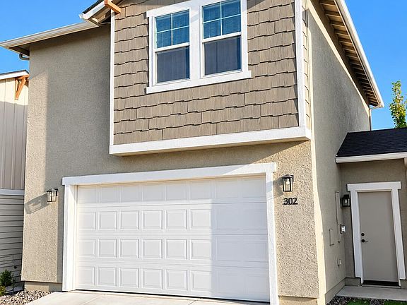 3rd image of 302 Cattail Cir