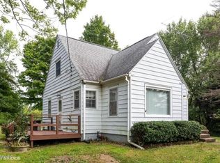 1421 Us Highway 12, Galien, MI 49113