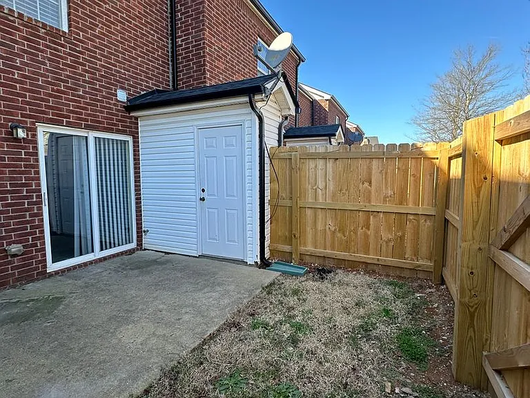 324 Stewarts Landing Cir — Photo 28