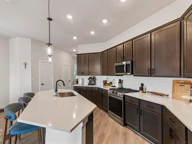 128 Radnor Rd — Photo 39