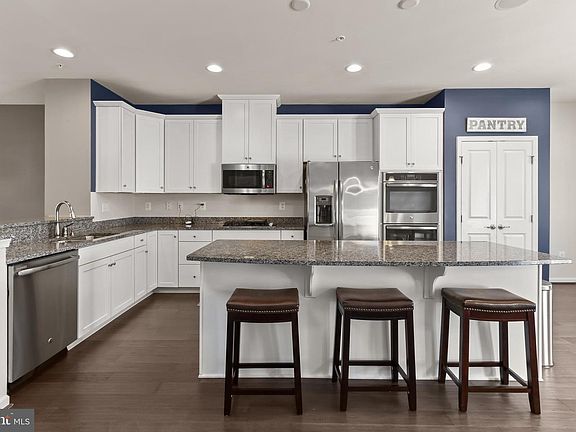 3rd image of 14311 Ridge View Ln