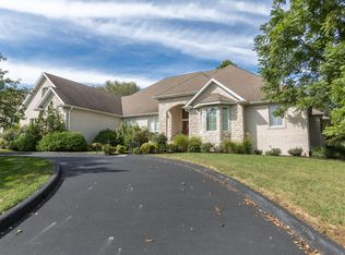 4335 E Bogey Ct, Springfield, MO 65809