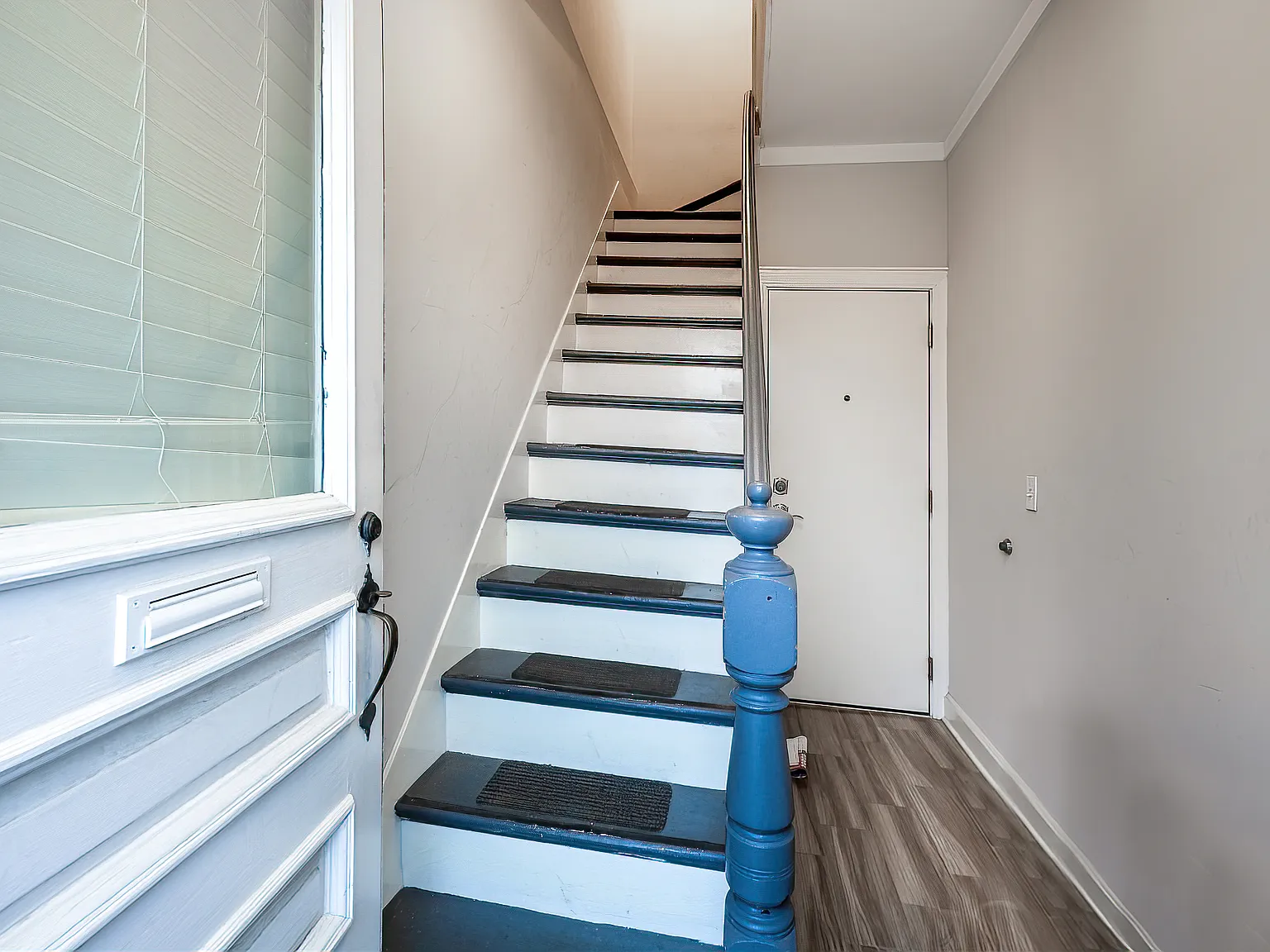 1 bed, 1600 sqft, $3,250 — Photo 2