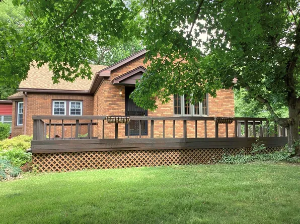881 N Chamberlain St, Terre Haute, IN 47803
