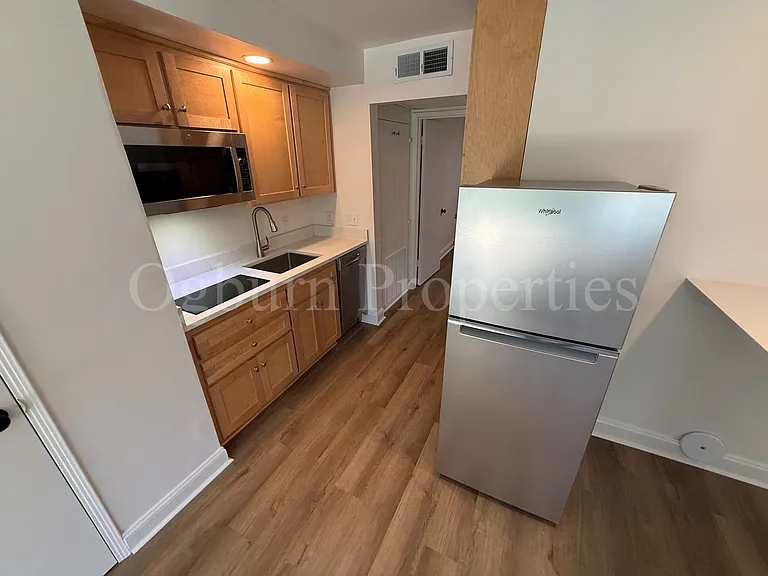 803001- MED FOUNDATION APTS — Photo 12