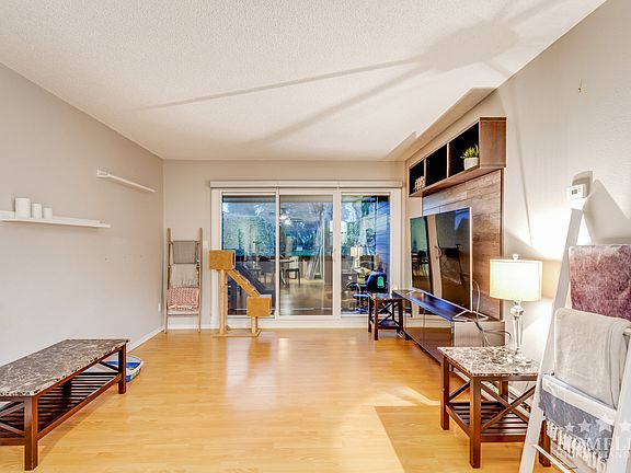3rd image of 3411 Springfield Dr #120