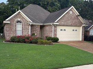 509 Hummingbird Ln, Starkville, MS 39759