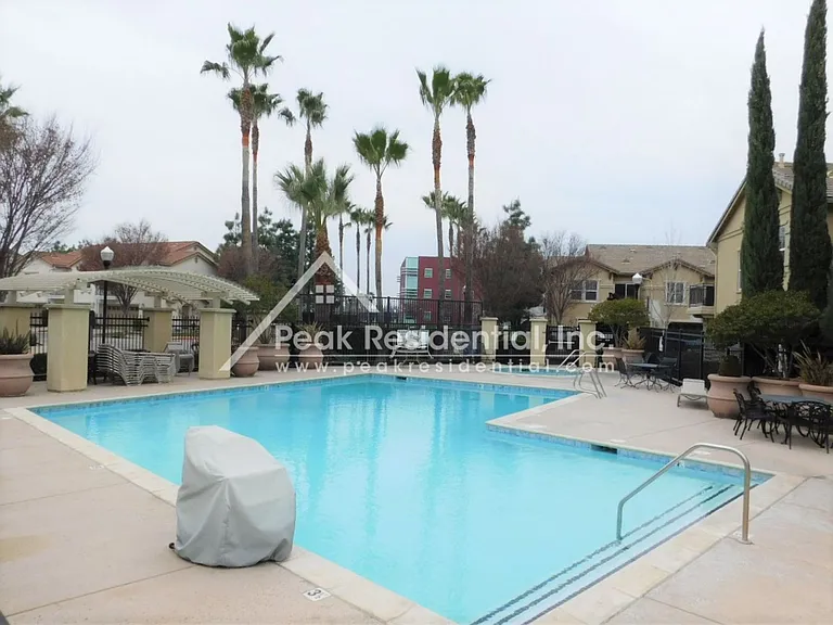 3301 N Park Dr #1913 — Photo 28