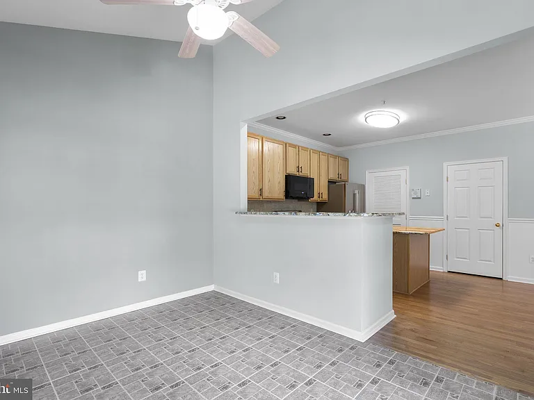 6381 Stockbridge Overlook Ct — Photo 16