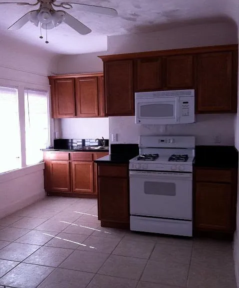 919 N Grandview Ave #2 — Photo 5