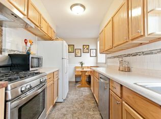 2324 Fruitland Blvd SW, Cedar Rapids, IA