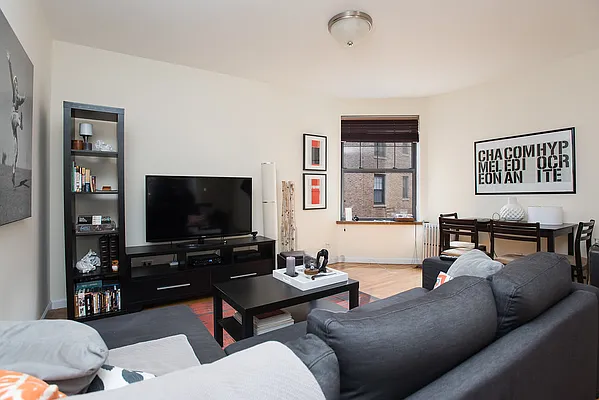 Rented by Emor Management Inc. | media 10