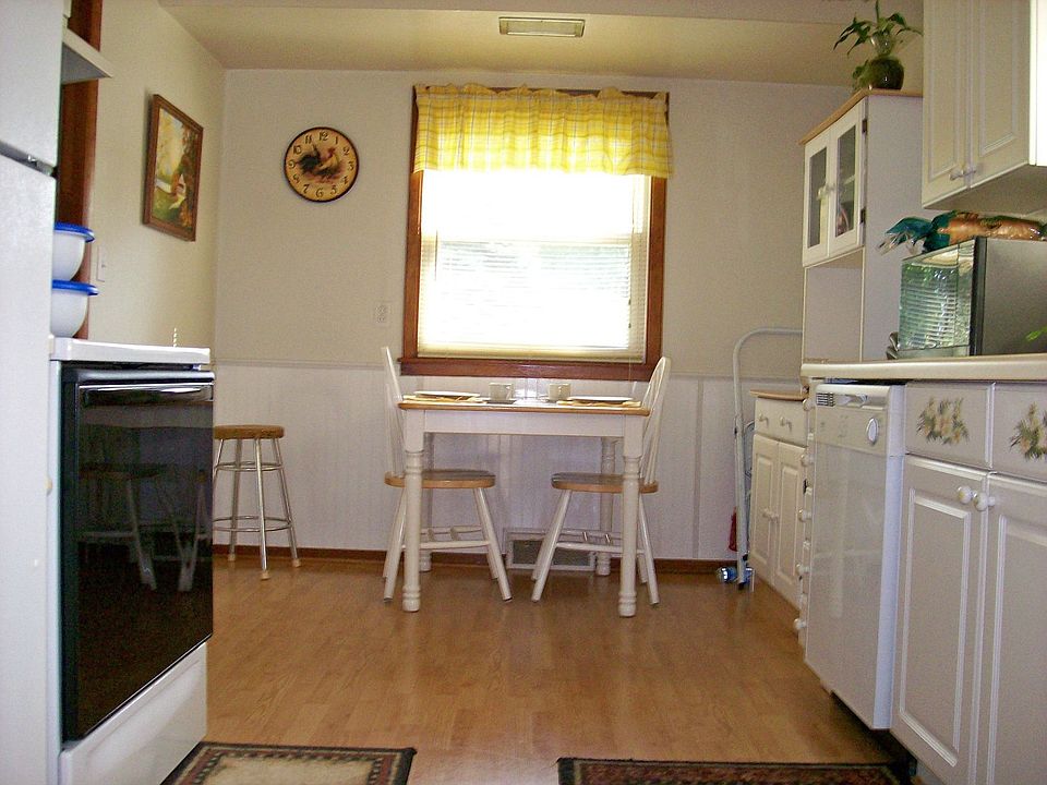 2nd image of 1898 Audrey Dr