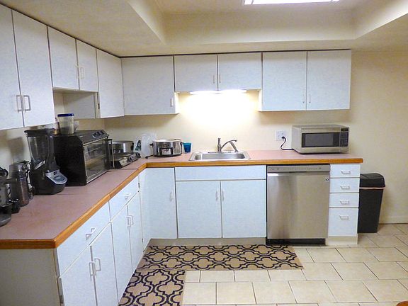 2nd image of 122 Aspinwall Ave #B