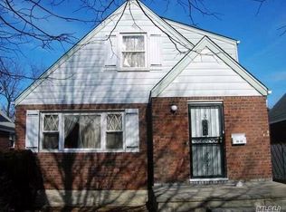 8217 250th St, Bellerose, NY 11426