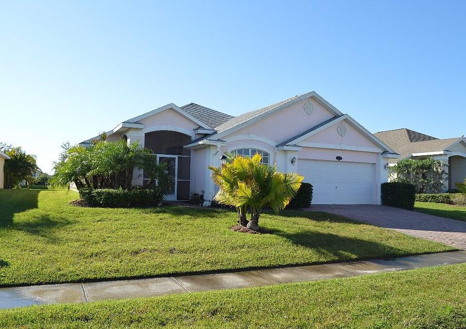 1st image of 516 N Valencia Cir SW